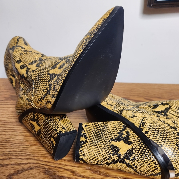 Steve Madden Rarely Yellow Snake Ankle Boots - Picture 5 of 5